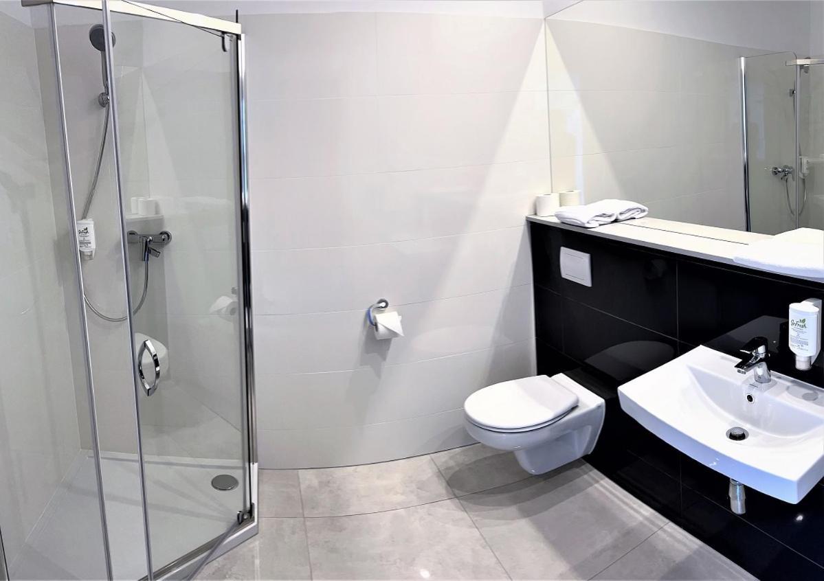 רשין Green Garden Hotel מראה חיצוני תמונה